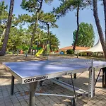 Awesome In With Heated Swimming Pool La Faute-sur-Mer