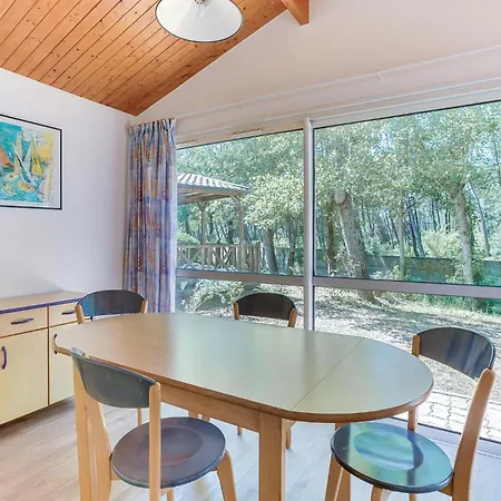 2 Bedroom Beautiful In *