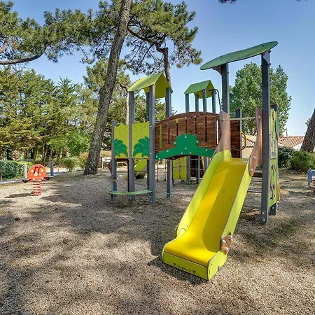 Dom wakacyjny Awesome In La Faute-sur-Mer