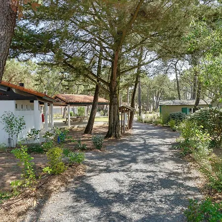 2 Bedroom Beautiful In *