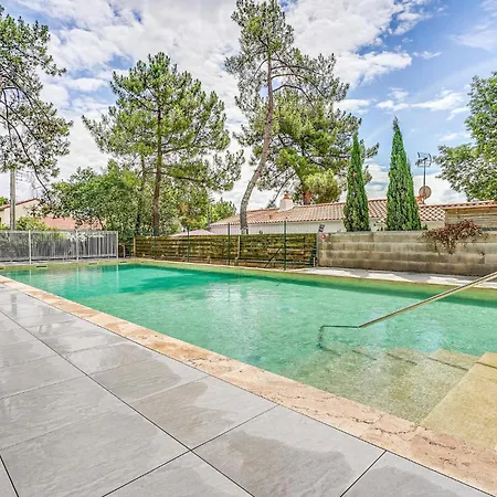 2 Bedroom Beautiful In