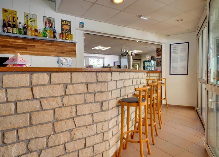 Awesome In * La Faute-sur-Mer